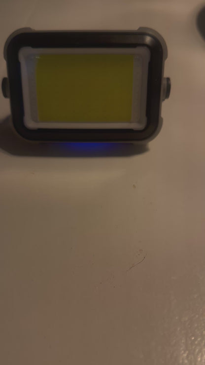 Mini arbeidslampe med Maxi lys!